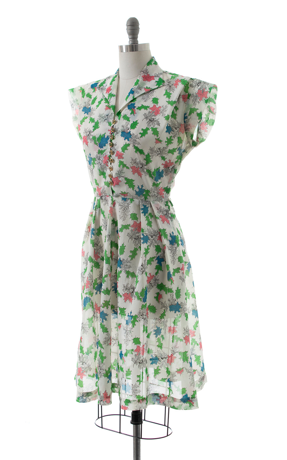 1940s Leaf Printed Shirtwaist Dress | small/medium