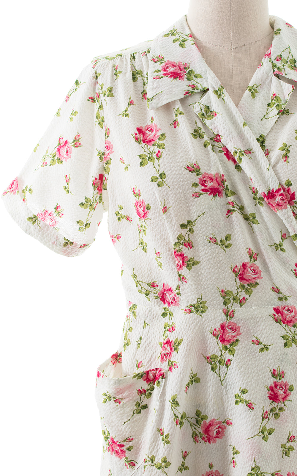 1940s Saybury Pink Roses Seersucker Wrap Dress BirthdayLifeVintage