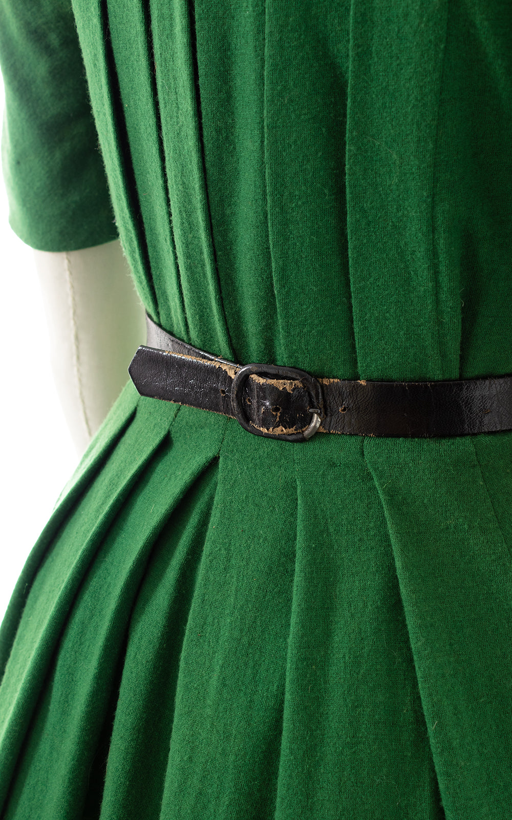 1940s 1950s VERA MAXWELL Green Wool Dress | small