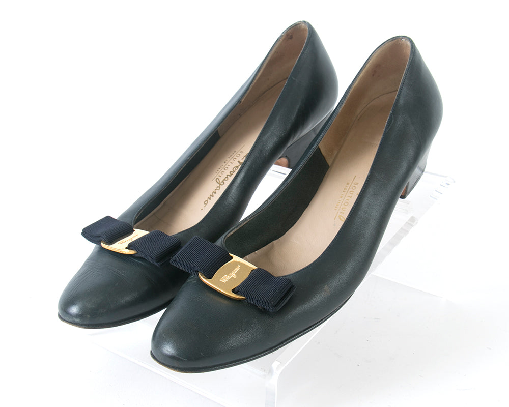 1980s Ferragamo "Vara" Navy Blue Leather Flats | size 10.5/11