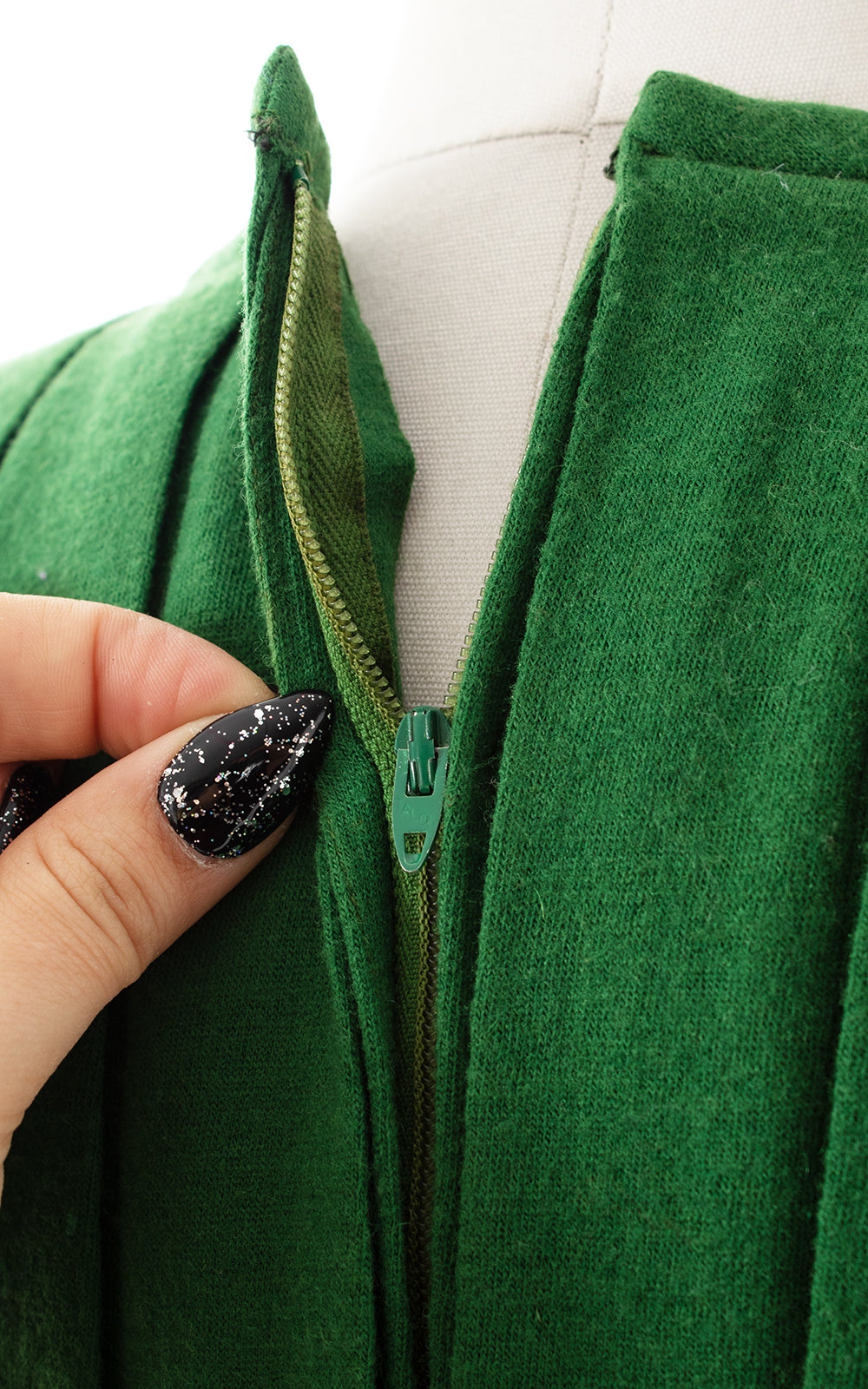 1940s 1950s VERA MAXWELL Green Wool Dress | small