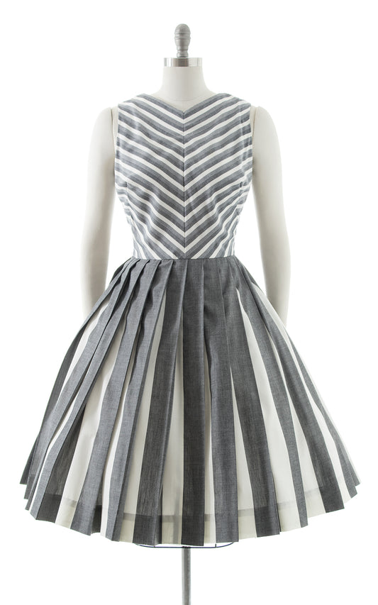 1950s Chevron Striped Cotton Sundress BirthdayLifeVintage