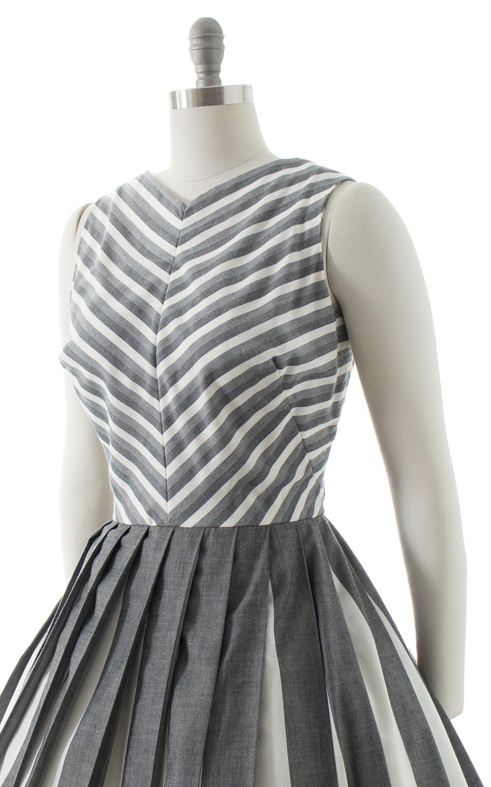 1950s Chevron Striped Cotton Sundress BirthdayLifeVintage