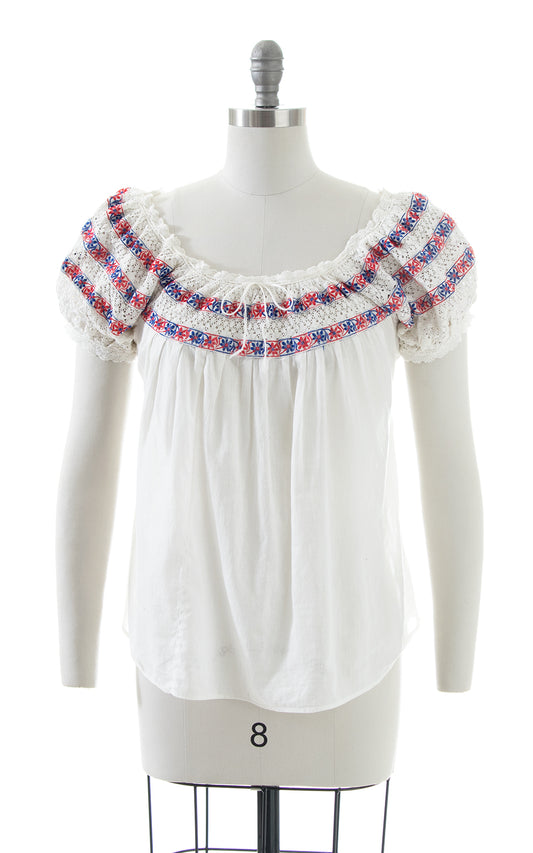 1970s Crochet Puff Sleeve Cotton Peasant Top | medium