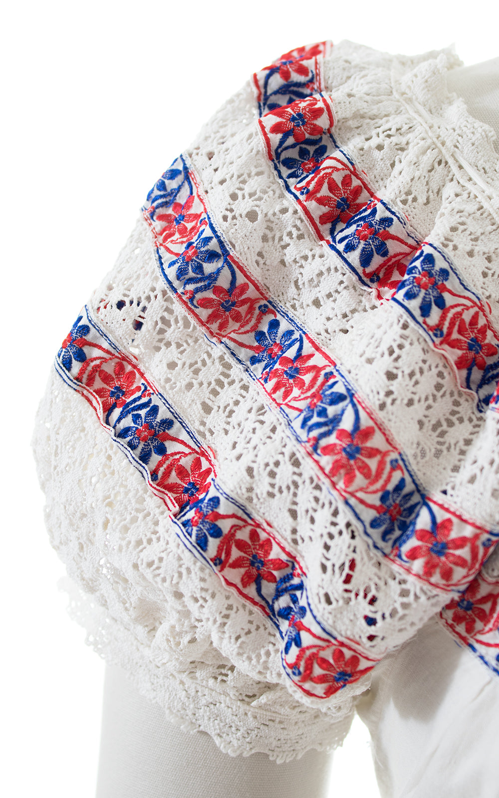 1970s Crochet Puff Sleeve Cotton Peasant Top | medium