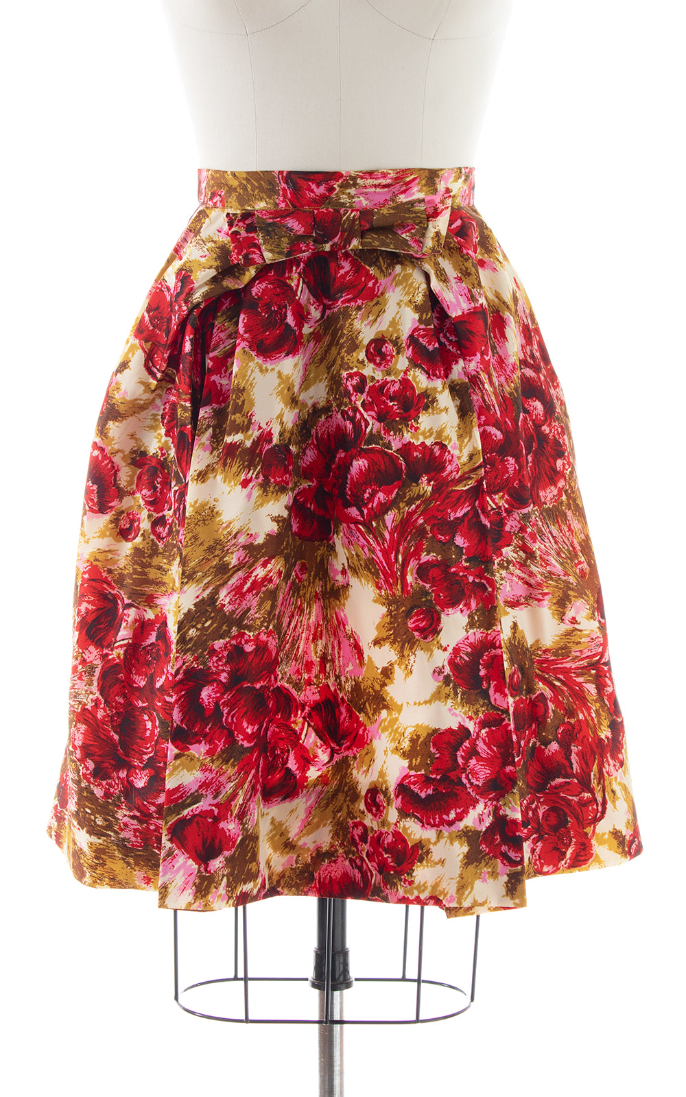 1950s Floral Skirt with Bow BirthdayLifeVintage