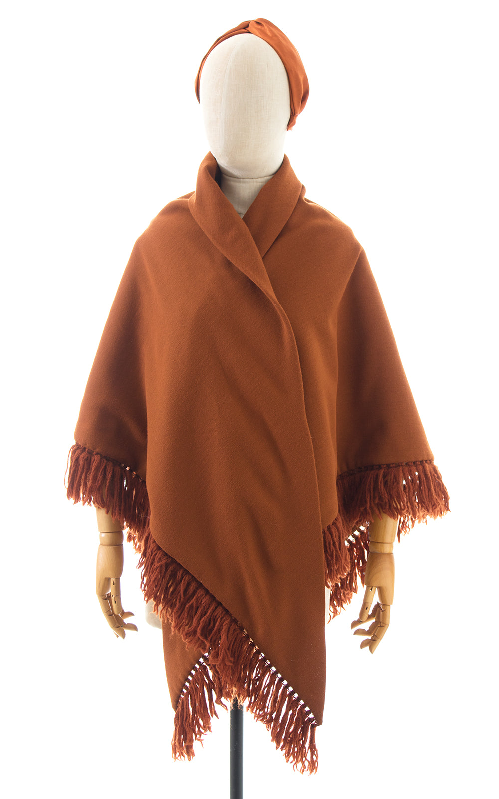 1970s Fringed Burnt Orange Knit Shawl