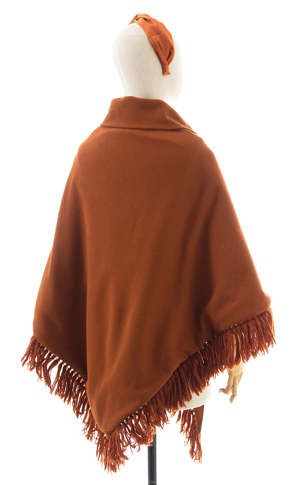 1970s Fringed Burnt Orange Knit Shawl