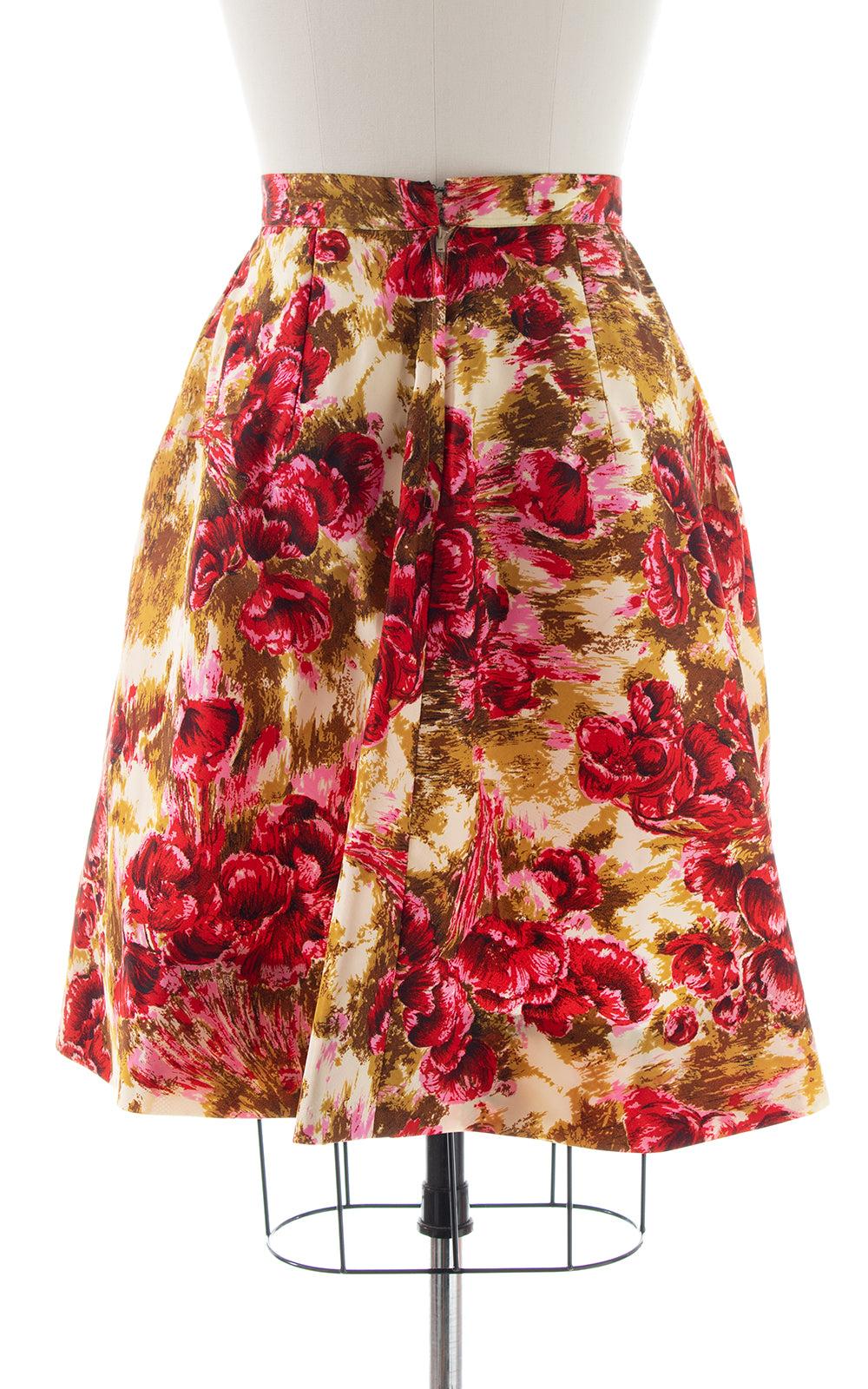 1950s Floral Skirt with Bow BirthdayLifeVintage