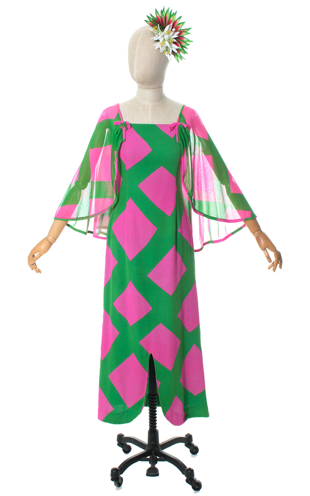 1960s Hawaiian Geometric Cotton Cape Sleeve Dress