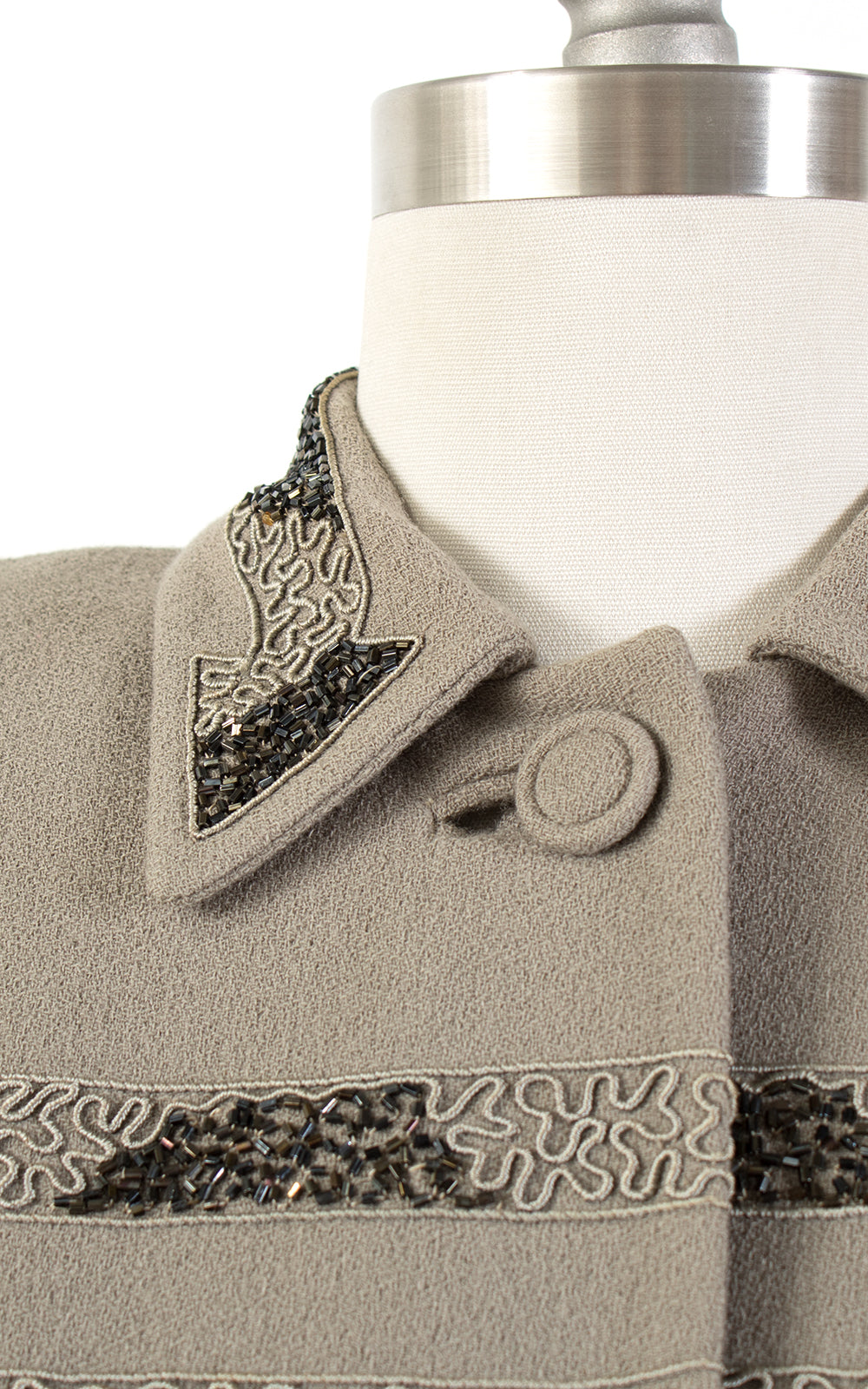 1940s Beaded Arrows Grey Skirt Suit | medium