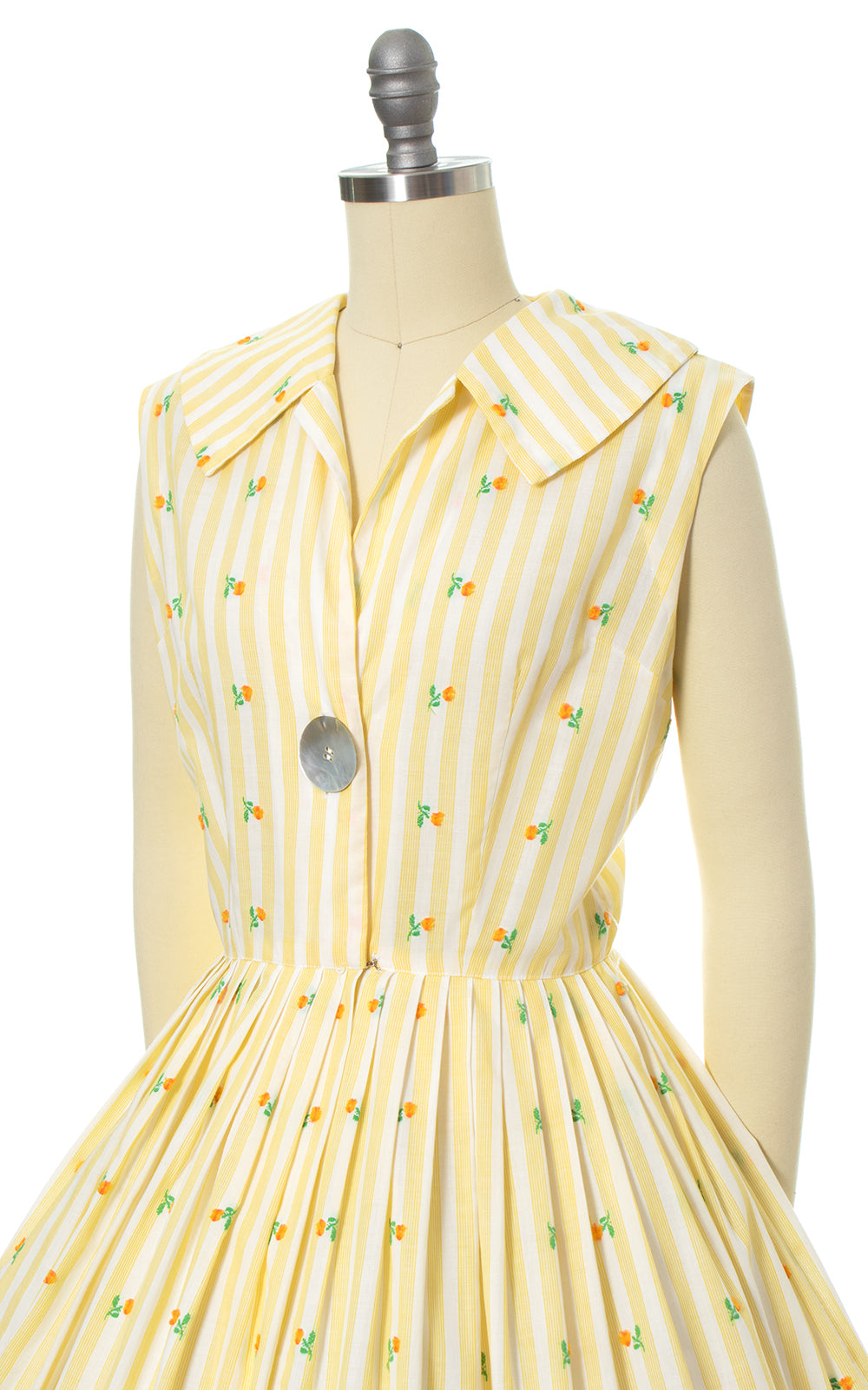 1950s Floral Striped Sundress with Big Abalone Button