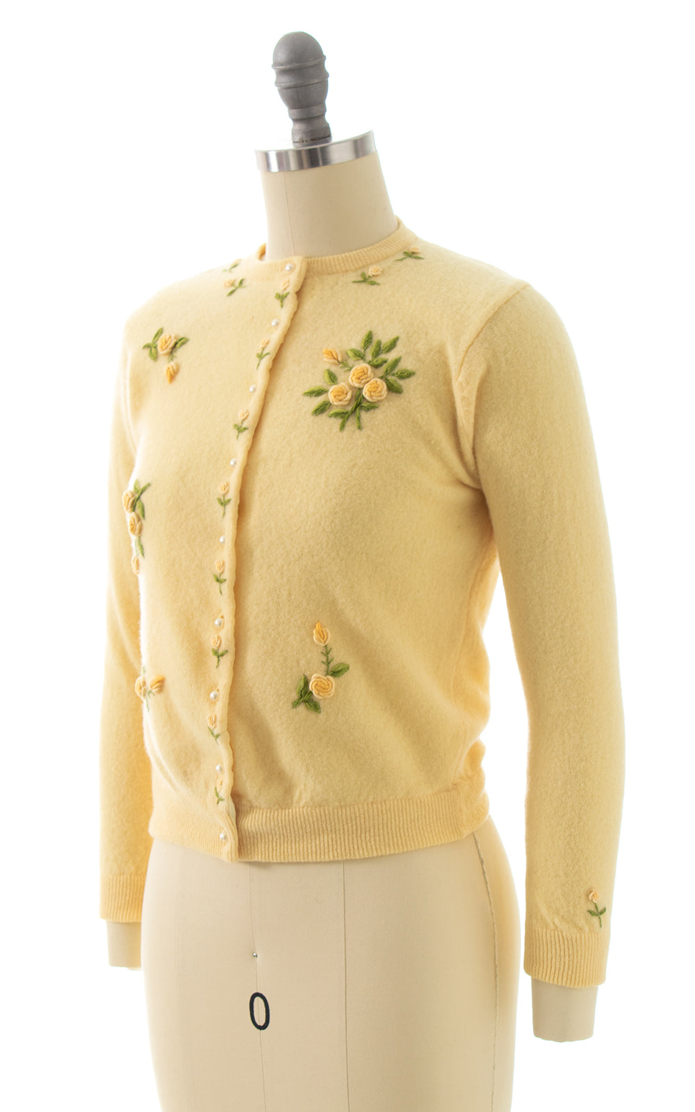 1950s Rose Embroidered Cashmere Cardigan | x-small/small