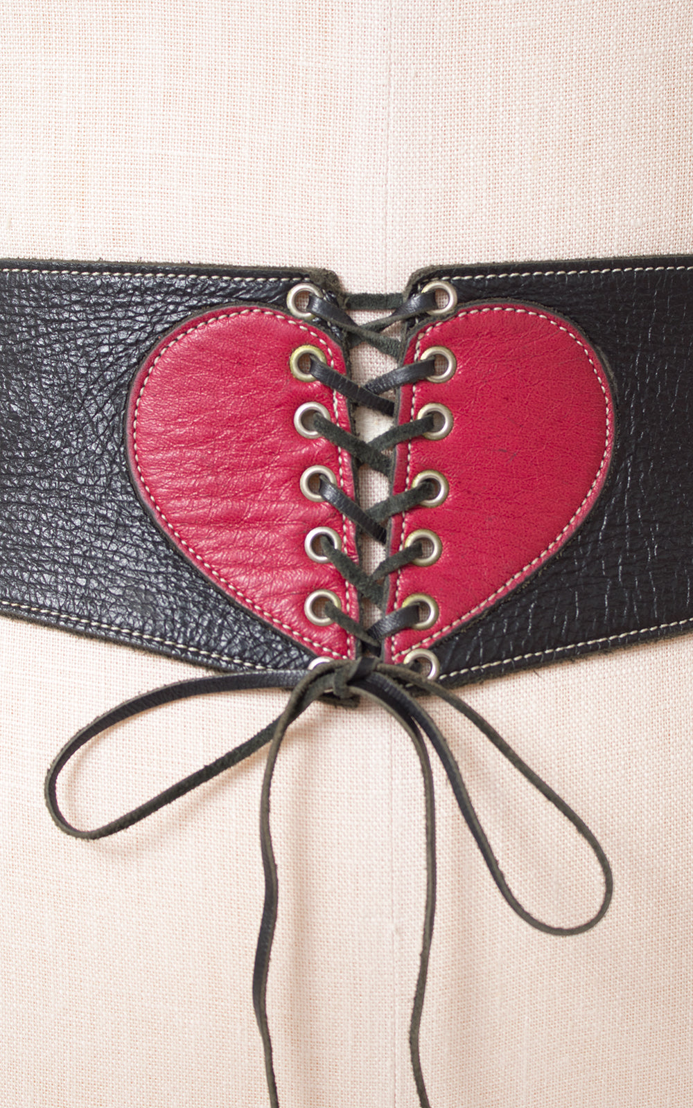 1970s Leather Heart Corset Cinch Belt