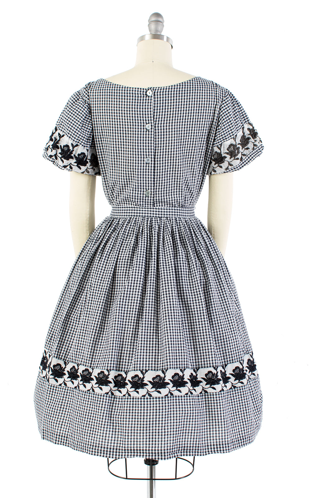 1950s Gingham and Rose Embroidered Cotton Dress Set | small