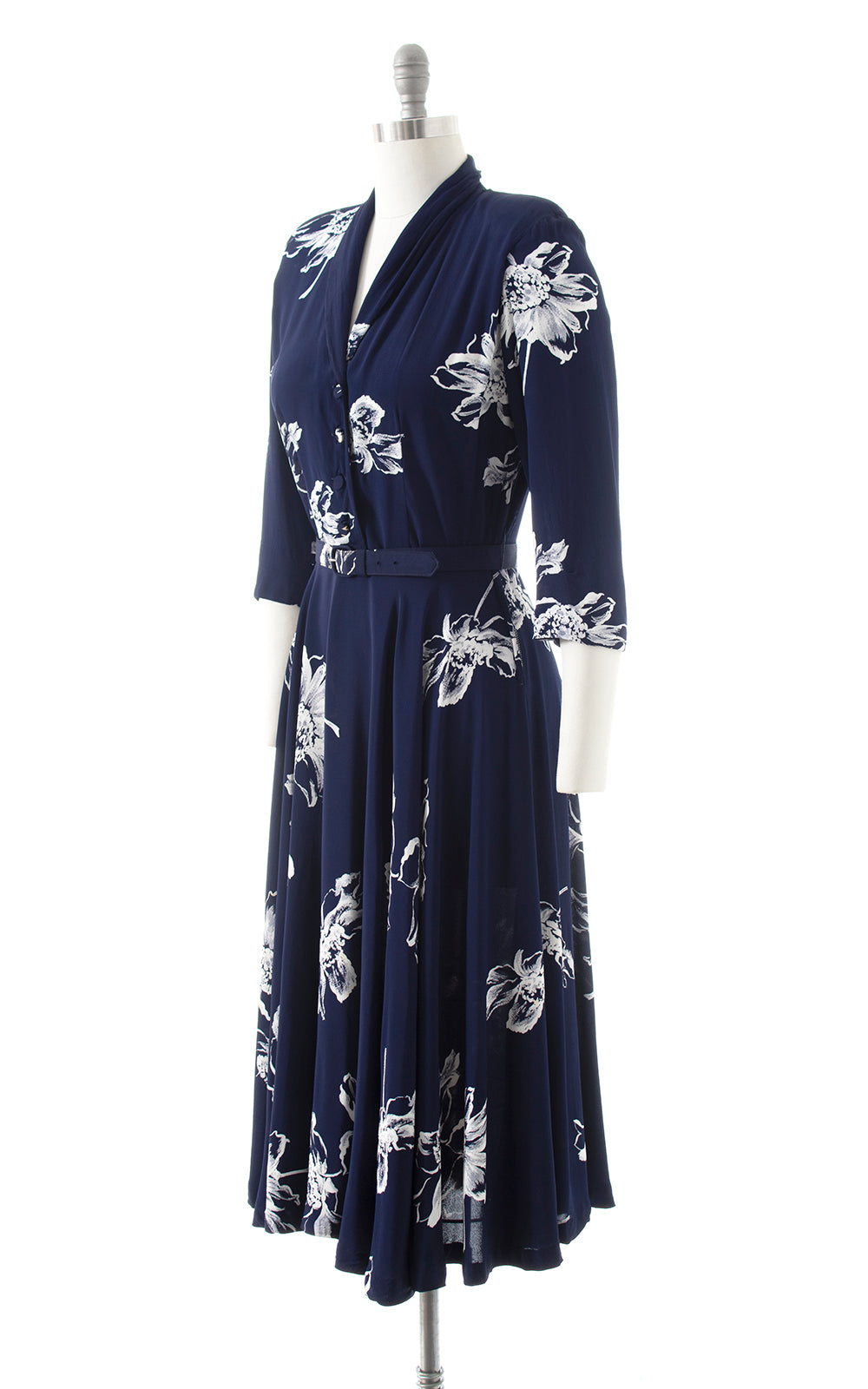 1940s Floral Rayon Crepe Shirtwaist Dress | medium