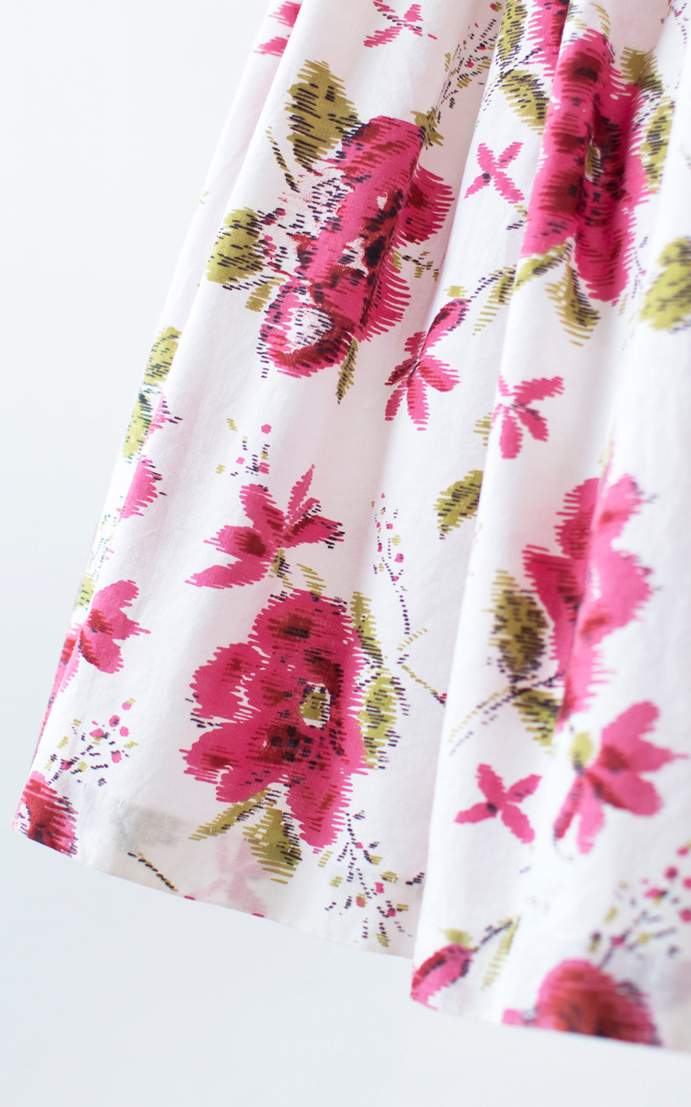 $50 & UNDER SALE || 1950s Pink Floral Cotton Pleated Skirt | xx-small