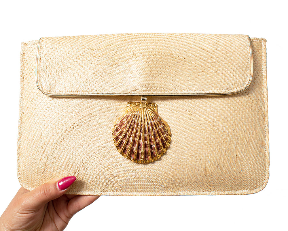 1970s 1980s Gilded Seashell & Wicker Clutch