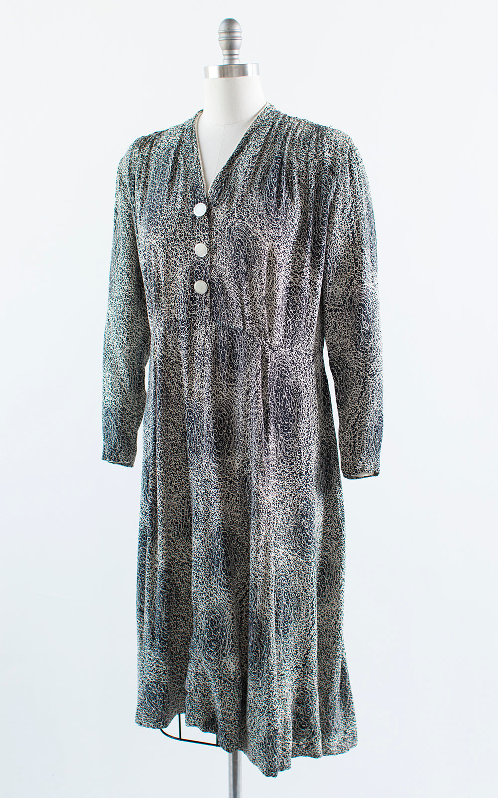 1940s Polka Dot Moon Printed Rayon Dress | x-large