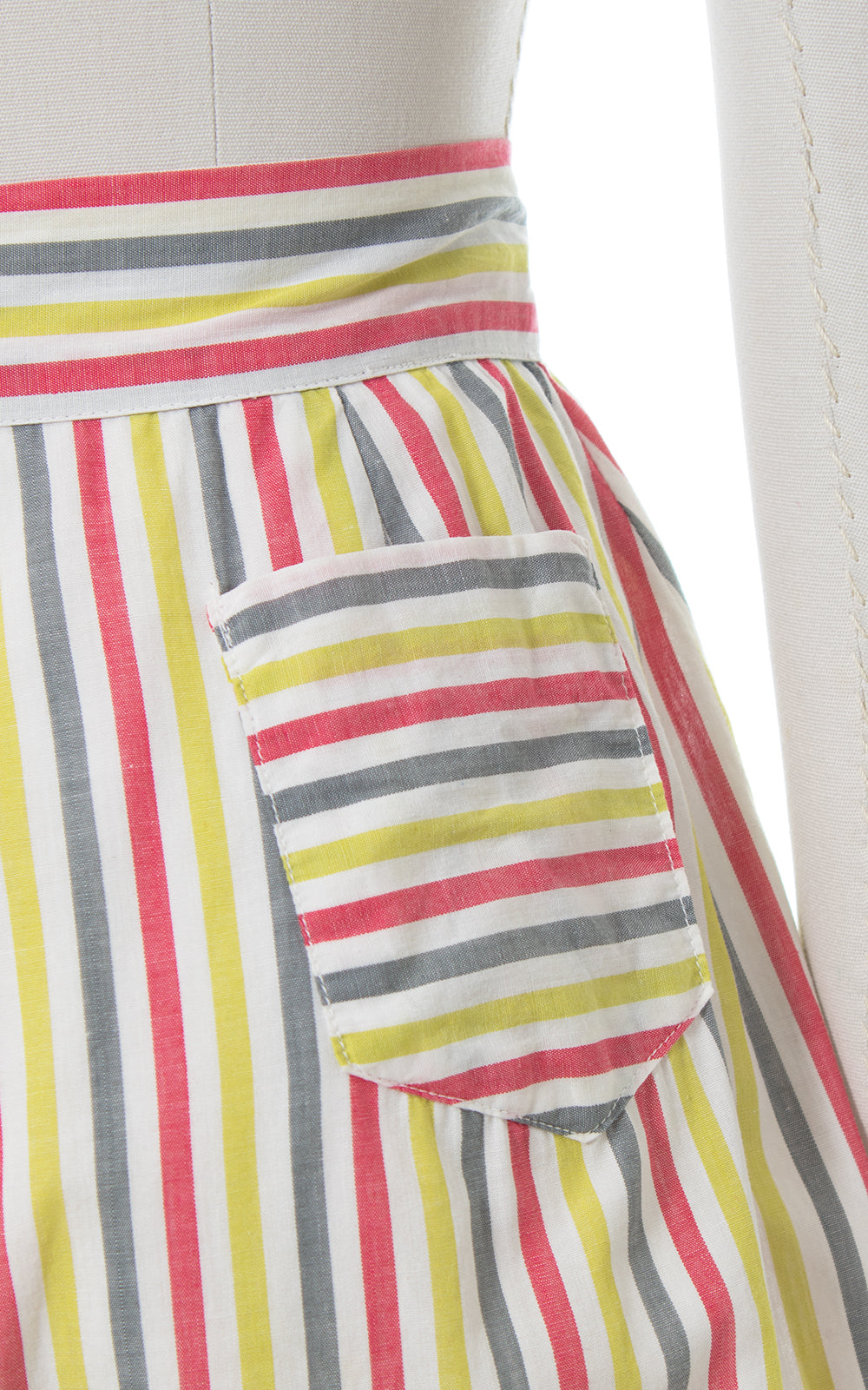 1950s Striped Blouse & Shorts Set