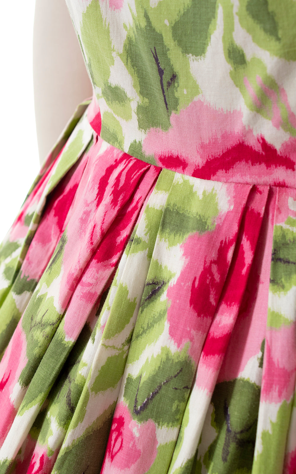 1950s Rose Cotton Puff Sleeve Dress | small/medium