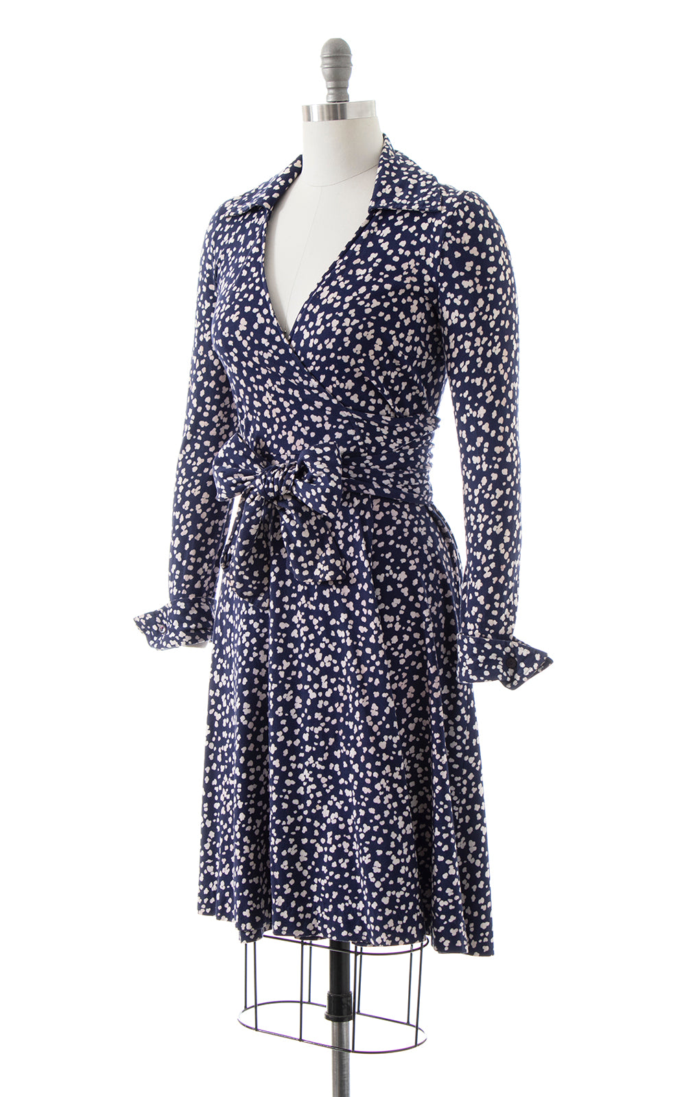 1970s DIANE VON FURSTENBERG Spotted Jersey Wrap Dress | x-small/small/medium