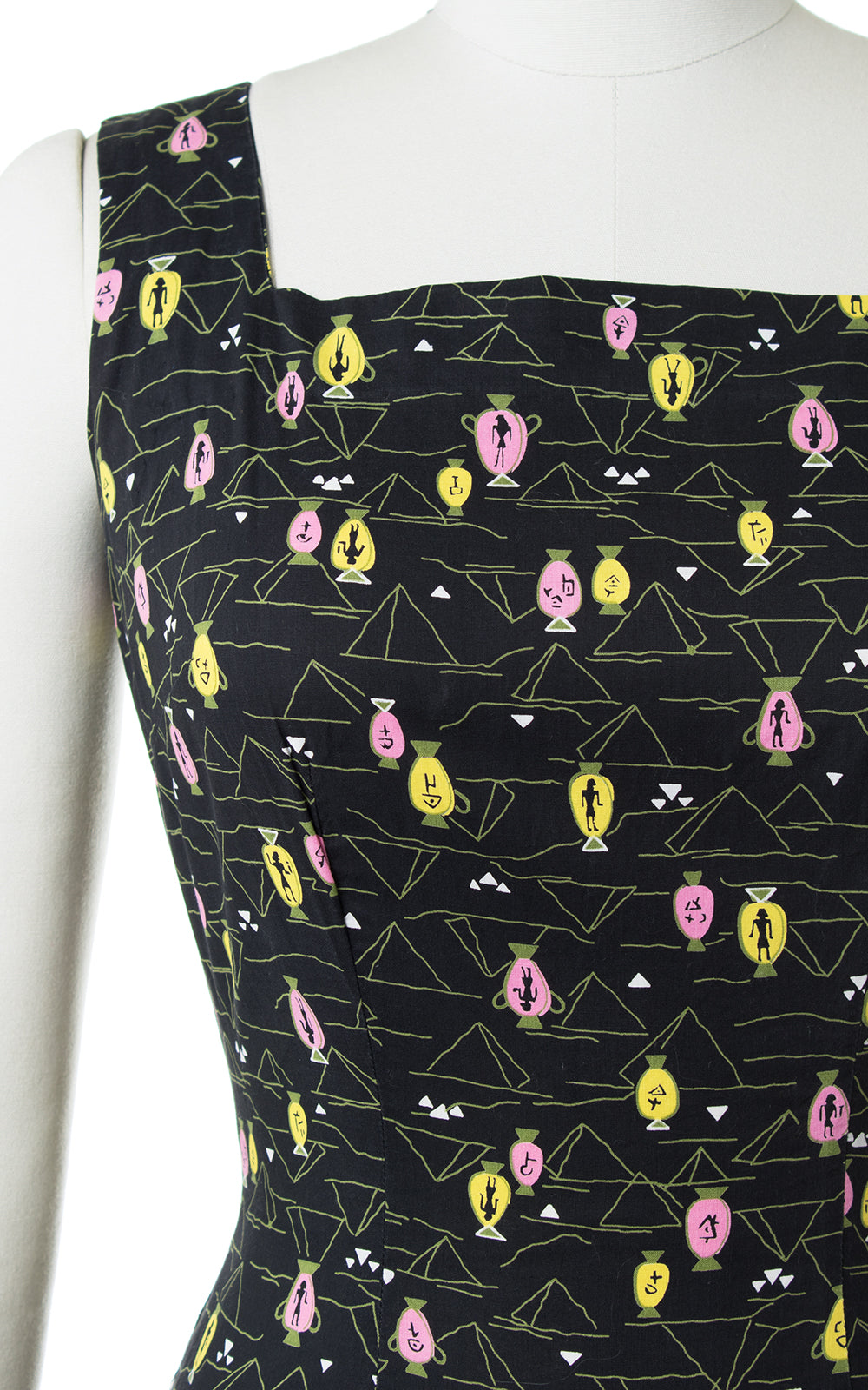 1950s Egyptian Pyramids Novelty Print Sundress