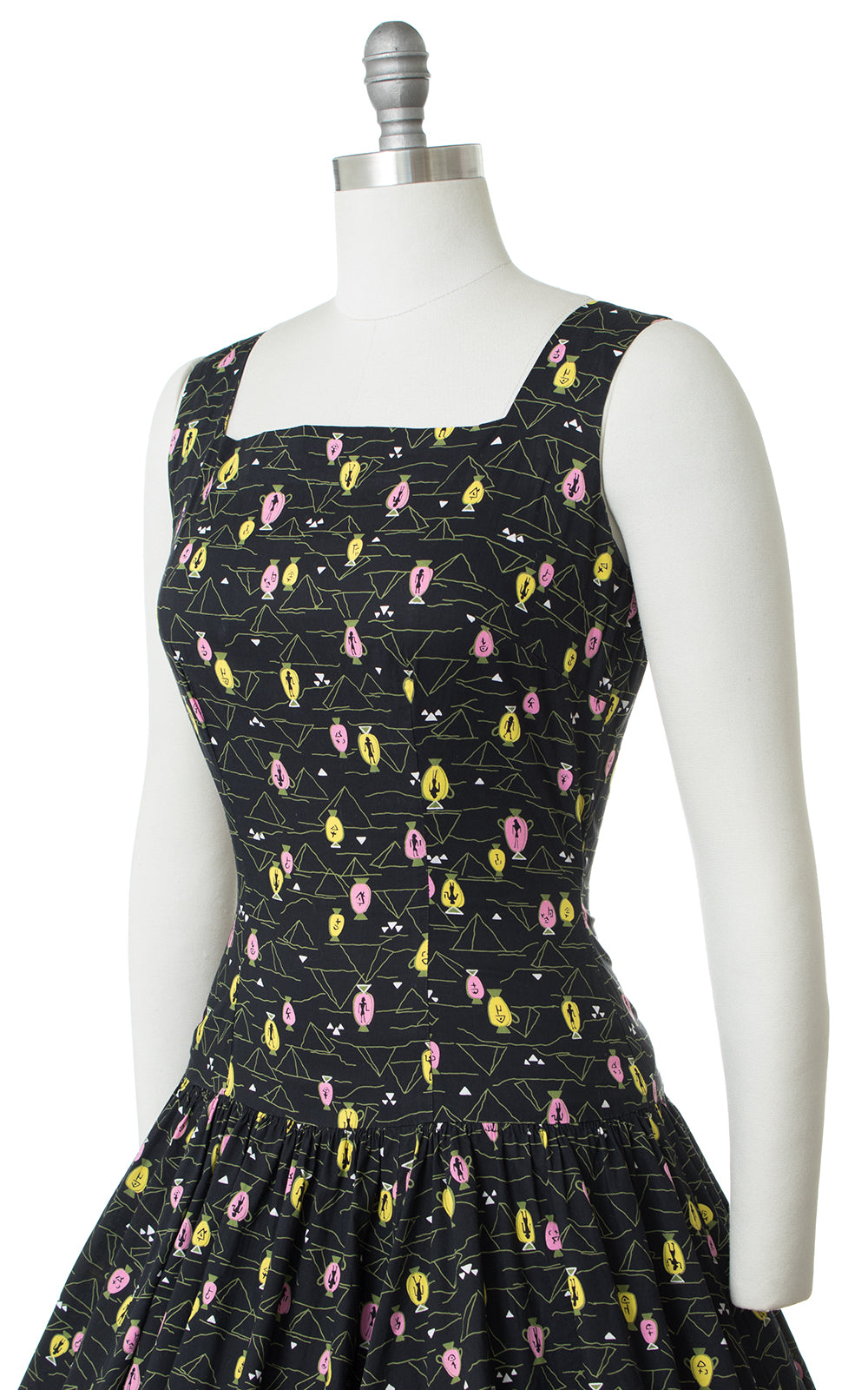 1950s Egyptian Pyramids Novelty Print Sundress