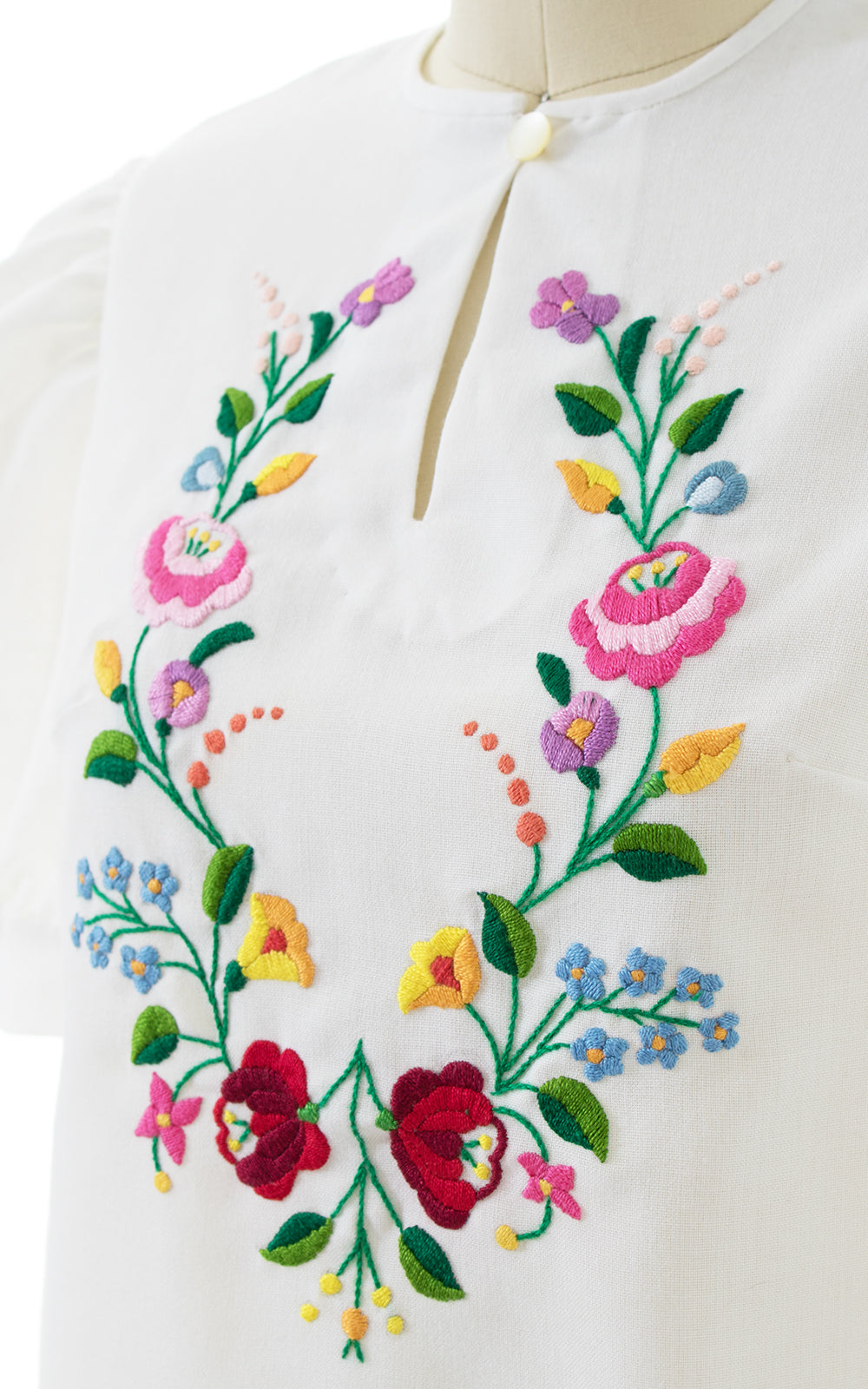 1970s Floral Embroidered Puff Sleeve Peasant Top | x-small/small