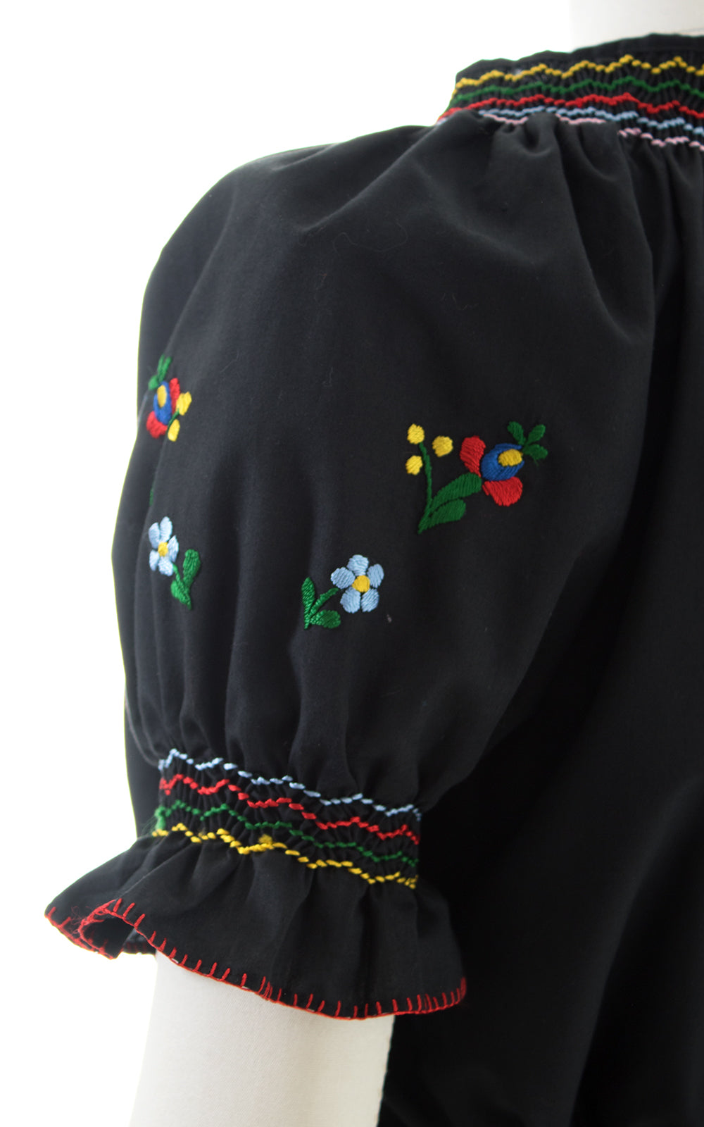 1930s Style Floral Embroidered Peasant Top