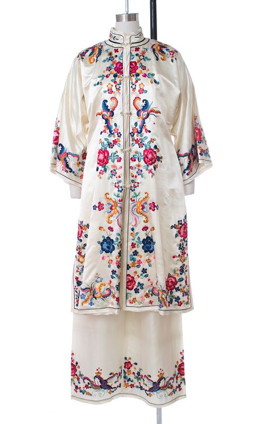 1940s Asian Bug Floral Embroidered Silk Satin Loungewear Set