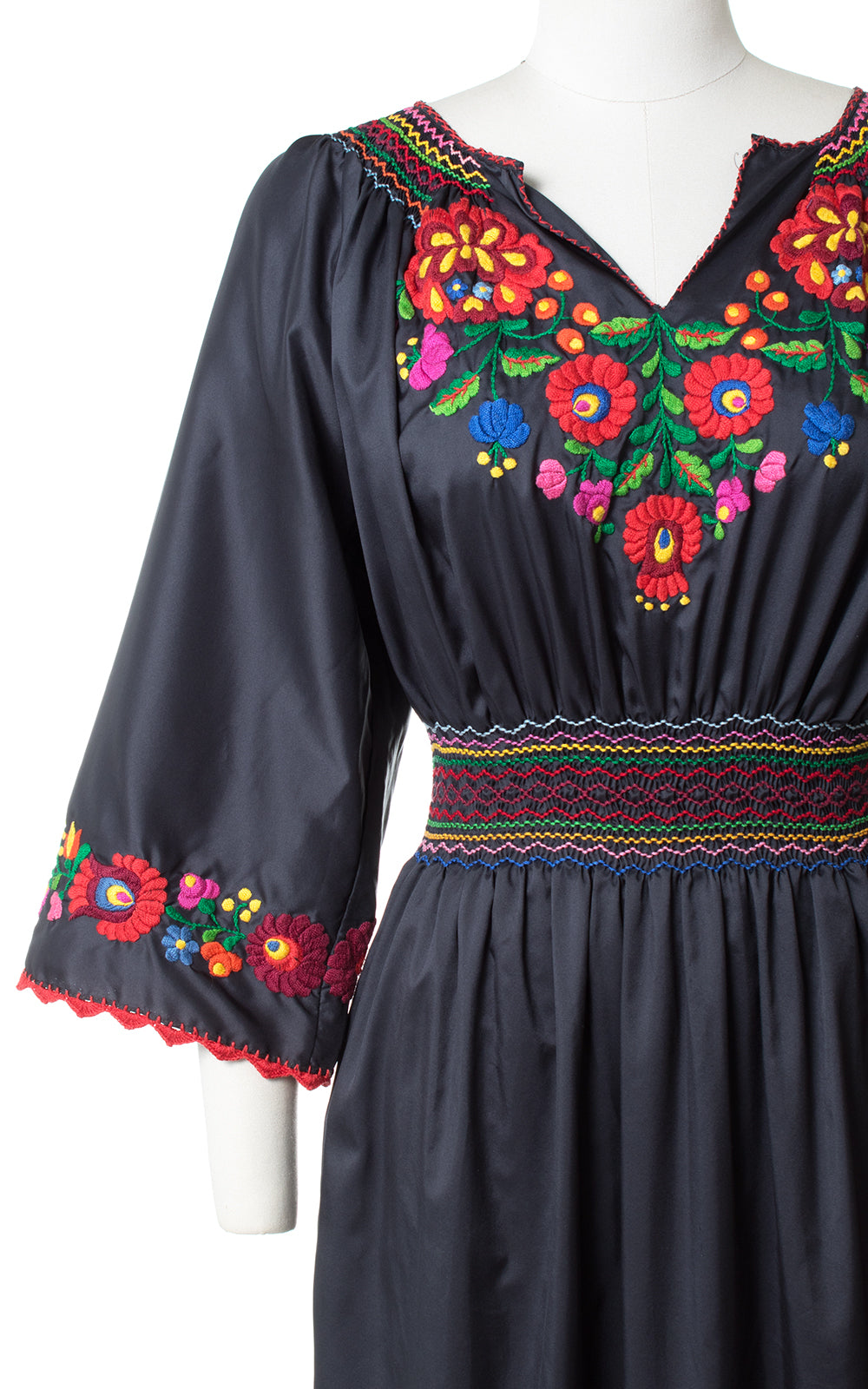 Vintage Floral Embroidered Peasant Dress