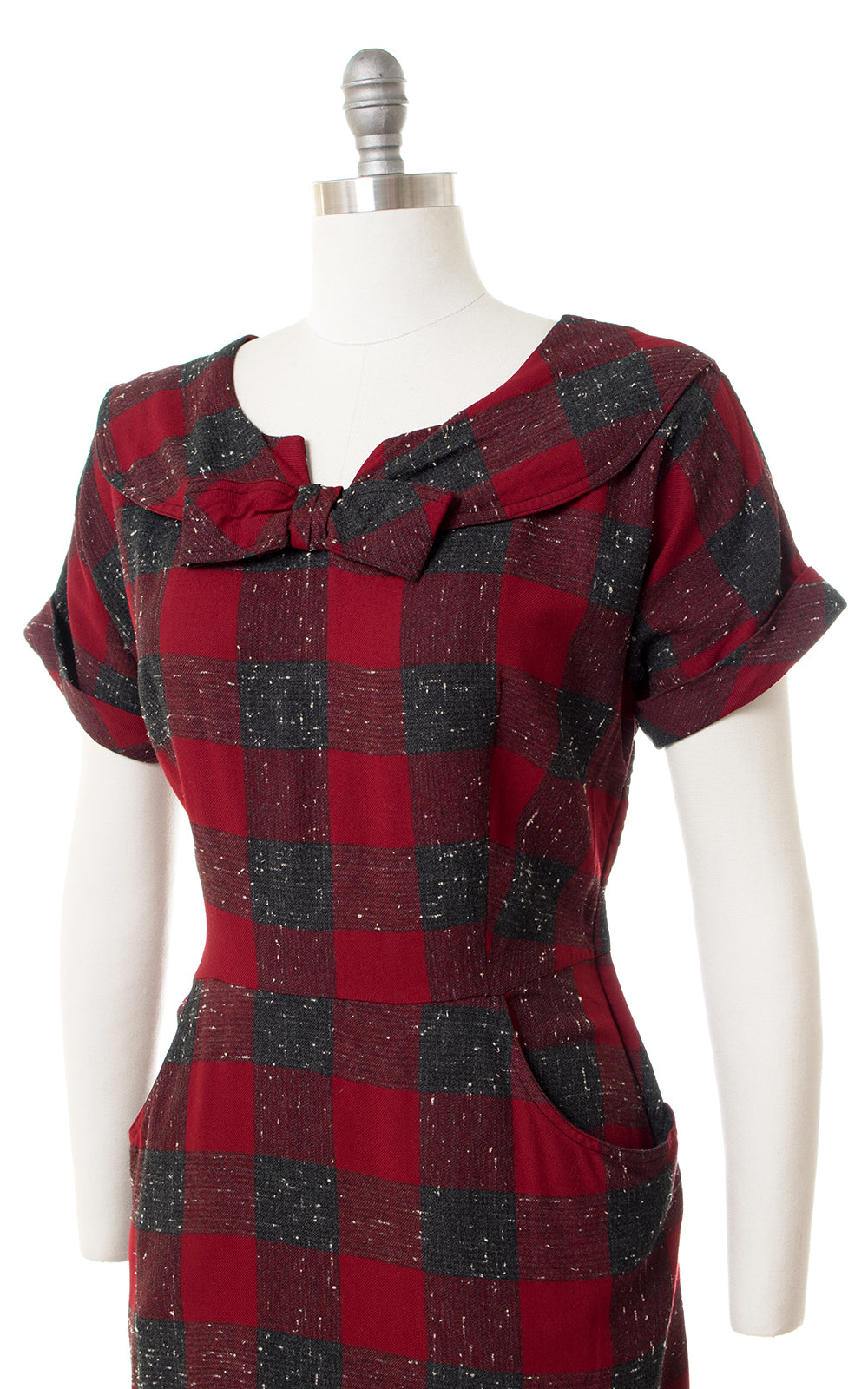 1950s Buffalo Plaid Slubbed Cotton Sheath Dress with Pockets