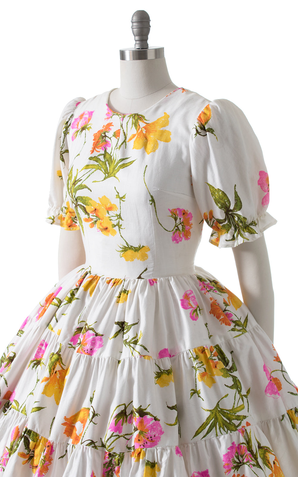 1960s Floral Puff Sleeve Circle Skirt Dress