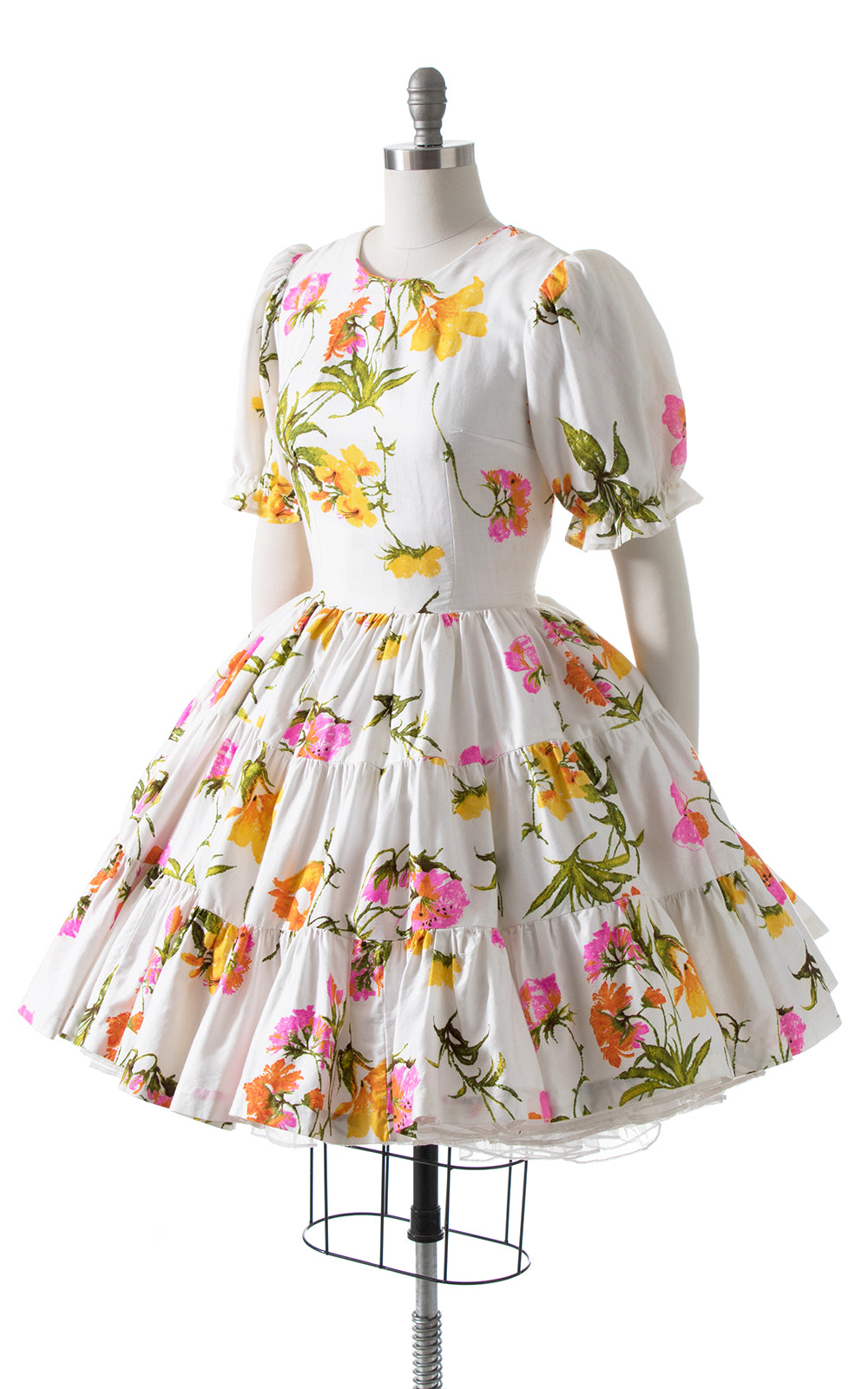 1960s Floral Puff Sleeve Circle Skirt Dress