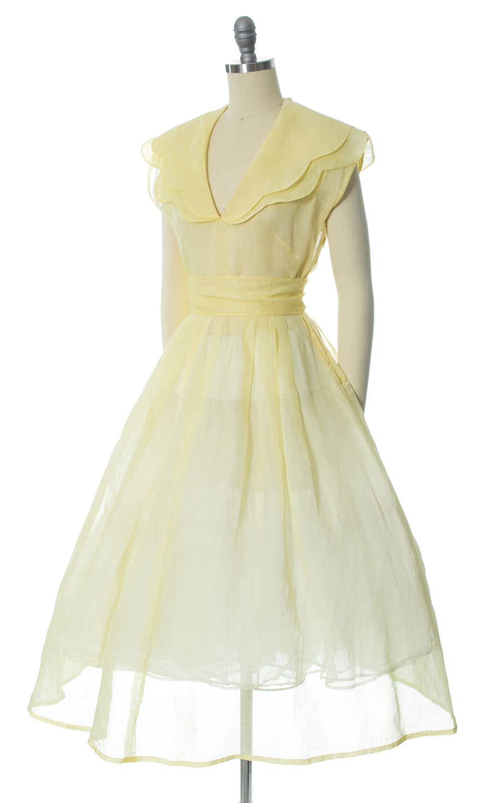 1950s Pastel Yellow Sheer Organza Scalloped Collar Dress