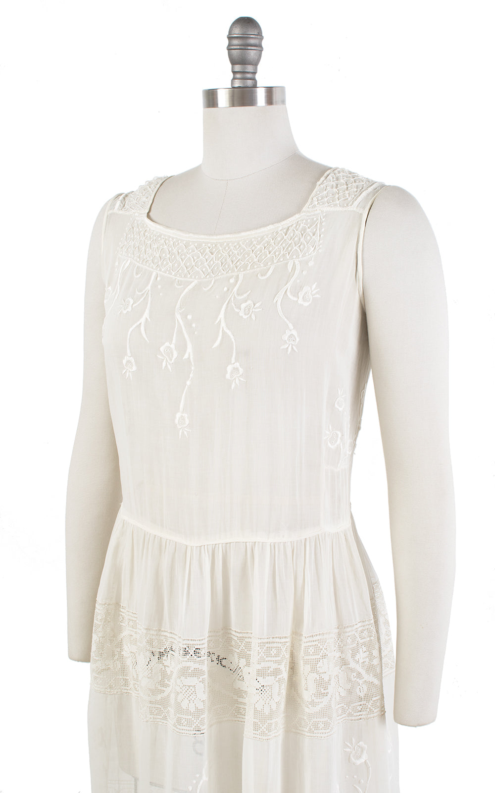 1920s Floral Embroidered Cream Sheer Cotton Voile Sundress