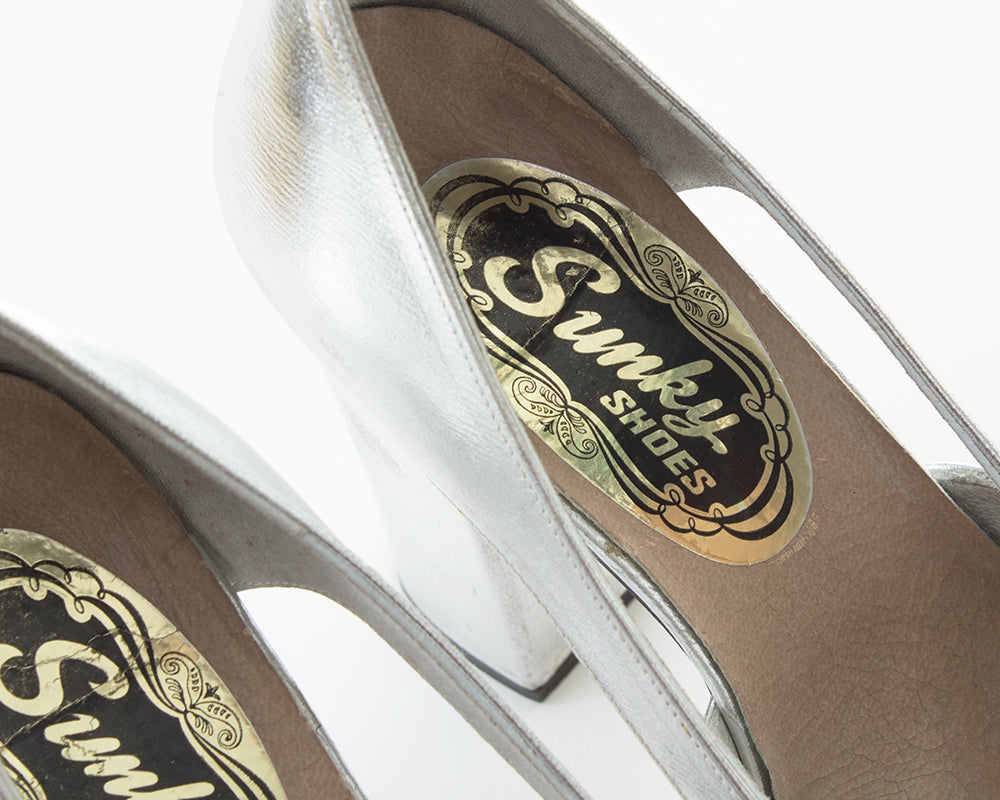 1970s Metallic Silver Platforms | size US 7