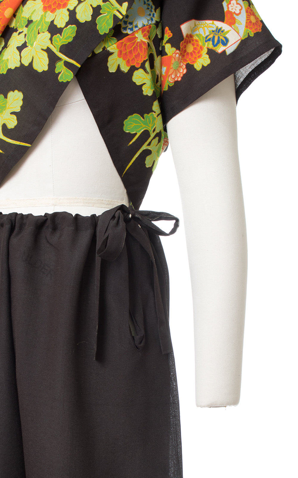 1920s 1930s Asian Floral Silk Loungewear Set