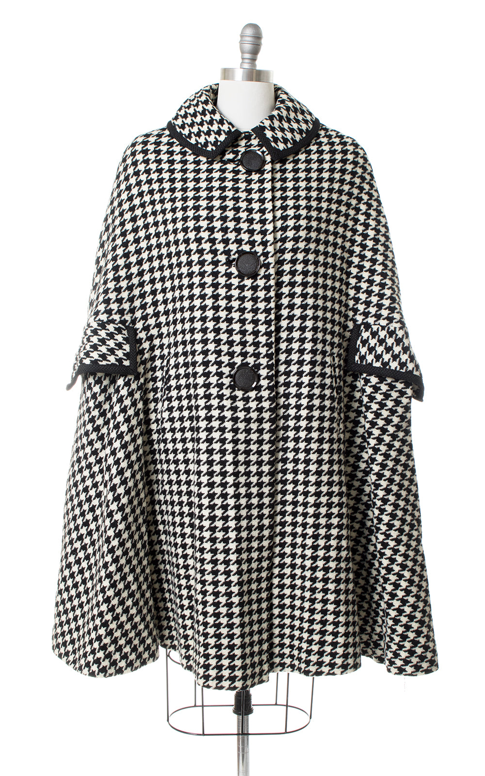 1960s Black & White Houndstooth Wool Cape