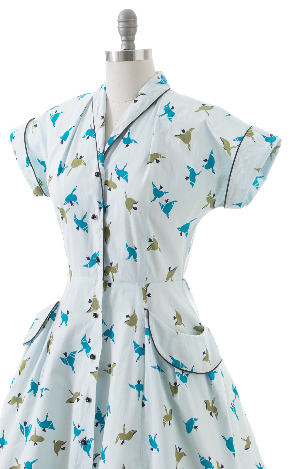1950s Geese Novelty Print Shirtwaist Dress