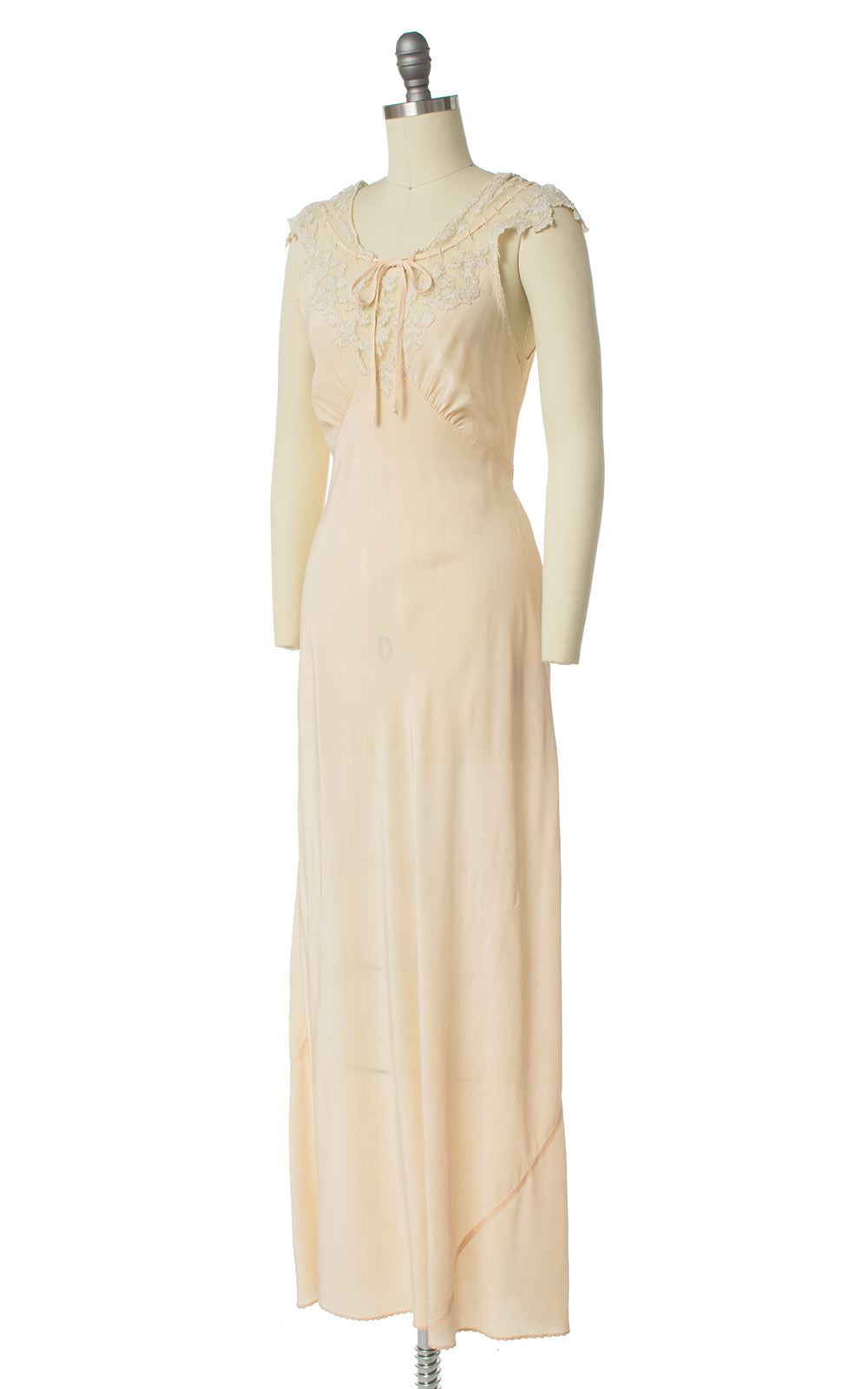 1940s Bias-Cut Peach Silk & Lace Nightgown