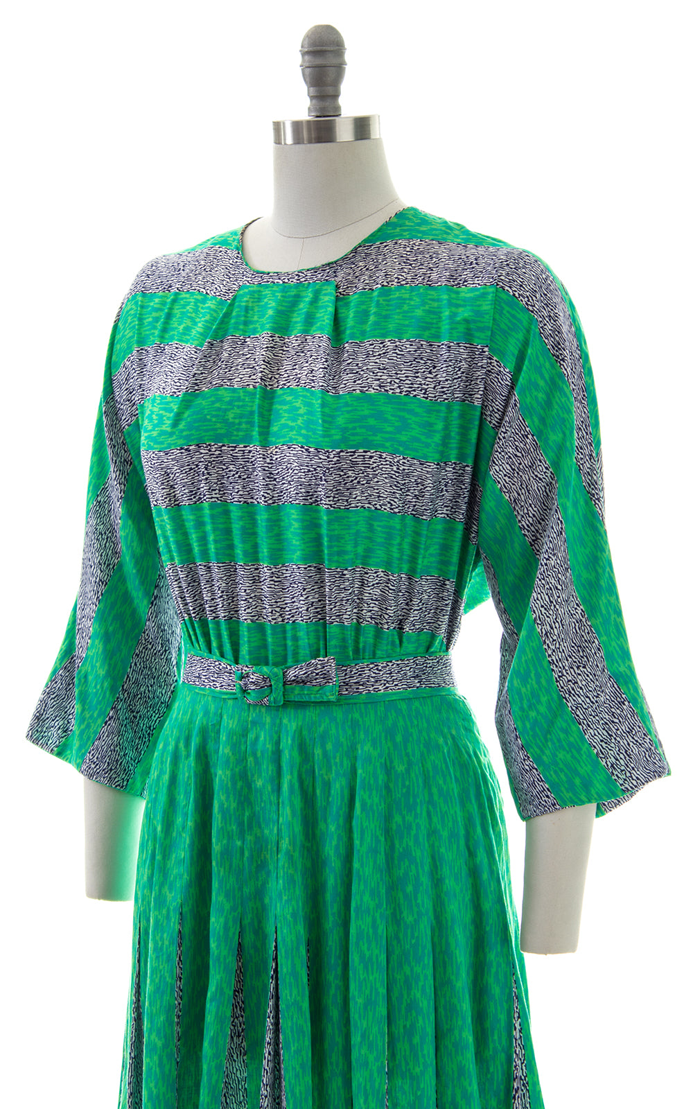 1950s Abstract Striped Pleated Skirt Dress