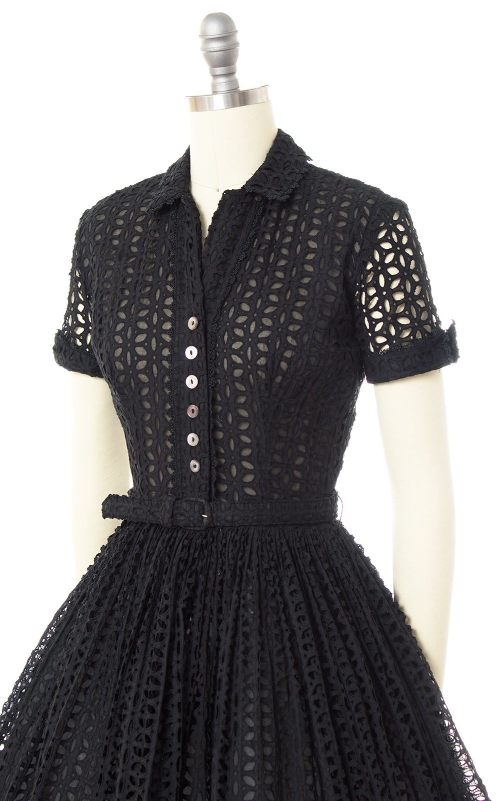 1950s Eyelet Lace Shirtwaist Dress