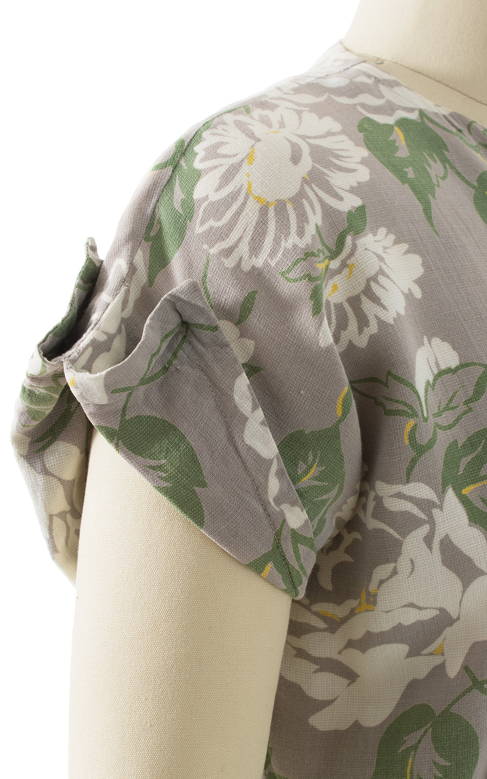 1940s Floral Cotton Shirtwaist Day Dress