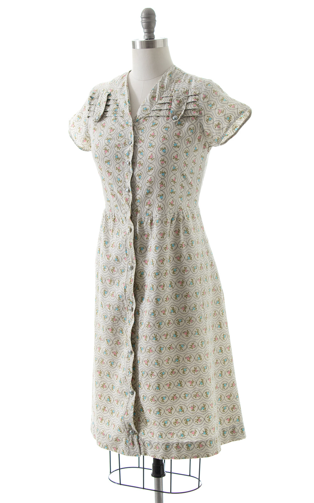 1940s Rosette Shirtwaist Dress