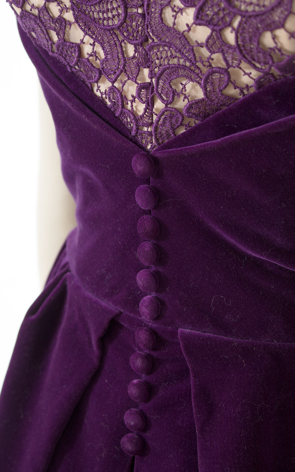 1950s Purple Velvet & Lace Strapless Gown