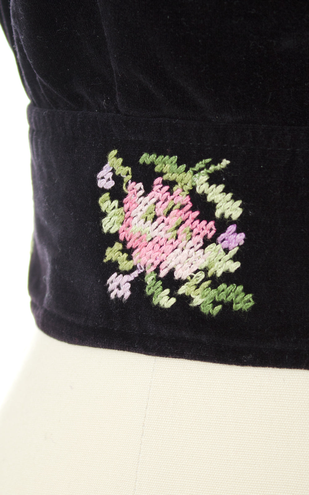 1950s Floral Embroidered Velvet Crop Top