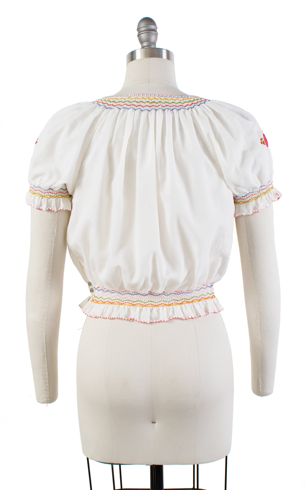 1970s Floral Embroidered Cropped Peasant Top