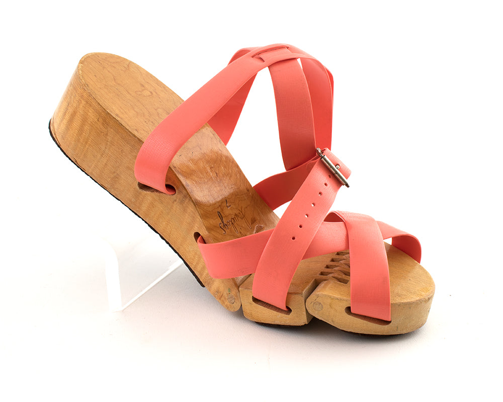 1950s Pink Vinyl Straps Wood Wedge Flexiclogs Sandals size 7